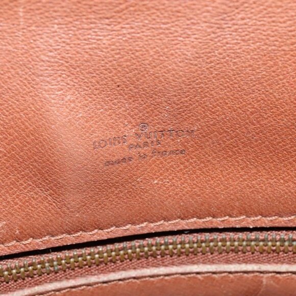 LOUIS VUITTON Monogram Monogram Saint Cloud GM Shoulder Bag - Picture 11 of 16